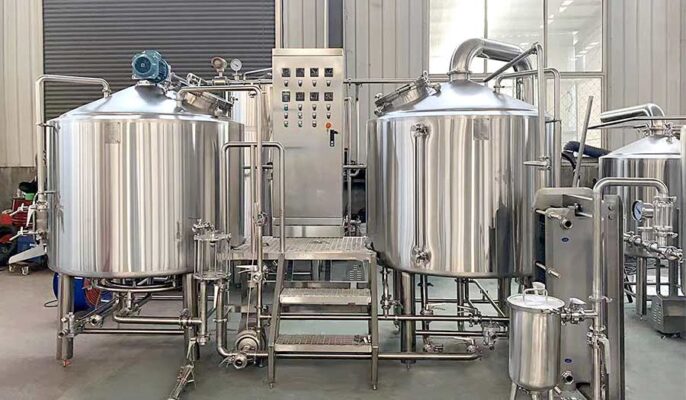 What is craft beer brewing equipment?