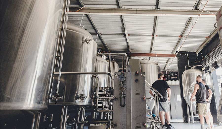 What is a 3 vessel brewing system?