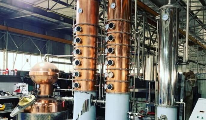 Types of distilling equipment required for distilling distilleries