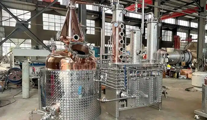 équipement de distillation